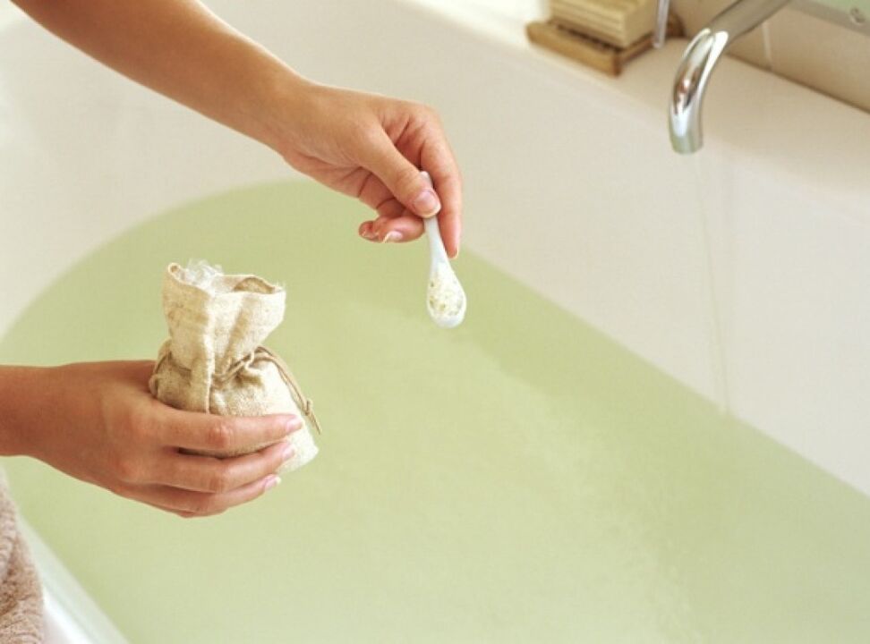 Banho com refrigerante para aumentar um membro